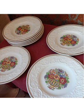 Wedgwood Patrician Windermere England Salad Plates * 8